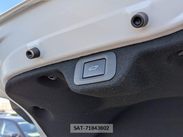 Toyota Crown Crossover 2023-07 7615761-20