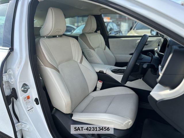 Toyota Crown Crossover 2025-02 7722129-14