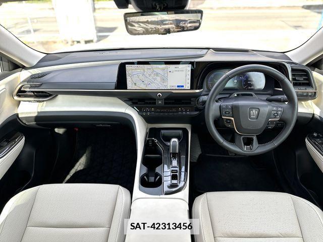 Toyota Crown Crossover 2025-02 7722129-1