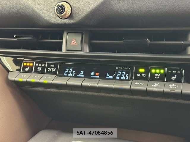 Toyota Crown Crossover 2022-10 7722127-9