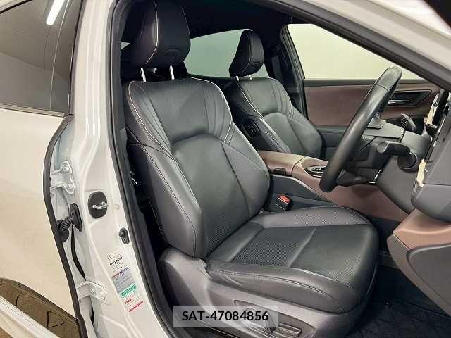 Toyota Crown Crossover 2022-10 7722127-4