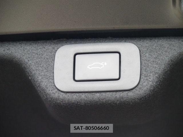 Toyota Crown Crossover 2023-08 7722124-13