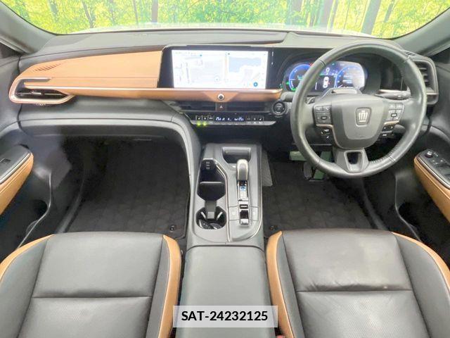 Toyota Crown Crossover 2023-05 7722128-1