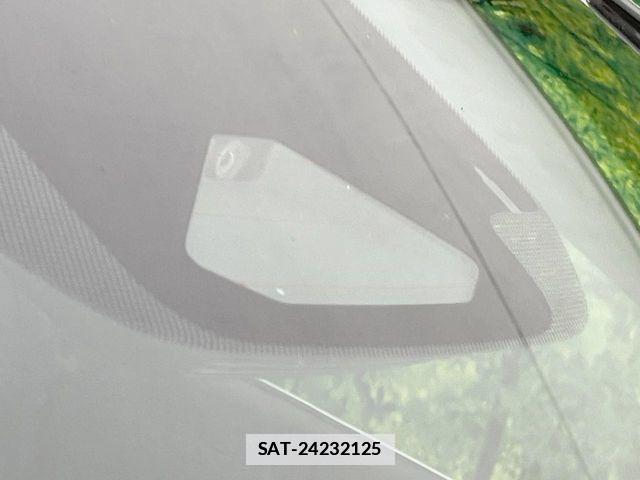Toyota Crown Crossover 2023-05 7722128-5