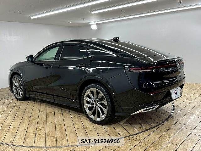 Toyota Crown Crossover 2022-11 7722131-15