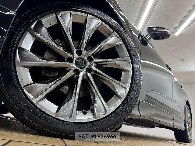 Toyota Crown Crossover 2022-11 7722131-19