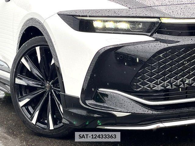Toyota Crown Crossover 2023-08 7722125-15