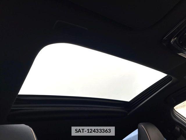 Toyota Crown Crossover 2023-08 7722125-3