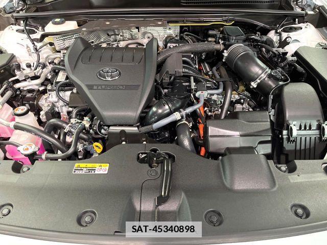 Toyota Crown Crossover 2023-10 7722126-17