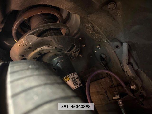 Toyota Crown Crossover 2023-10 7722126-19