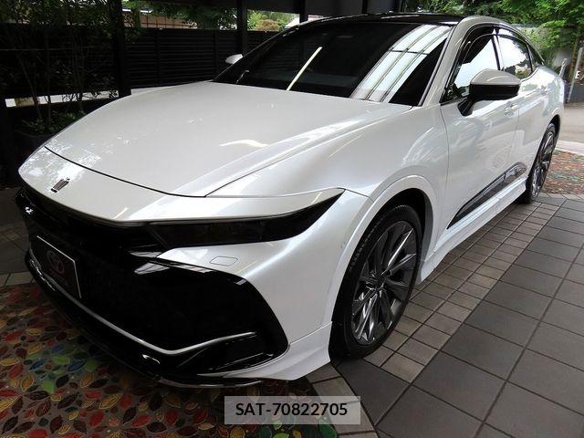 Toyota Crown Crossover 2025-05 7783764-11