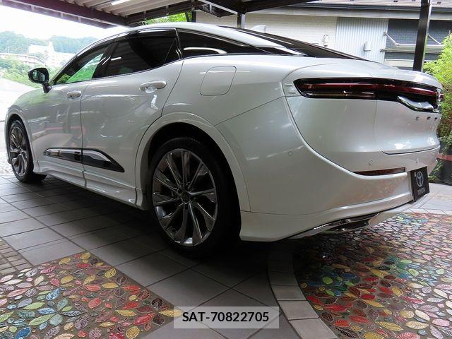 Toyota Crown Crossover 2025-05 7783764-14