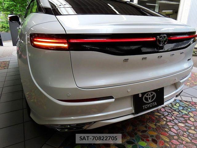 Toyota Crown Crossover 2025-05 7783764-6