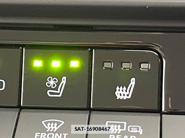 Toyota Crown Crossover 2022-12 7783754-9
