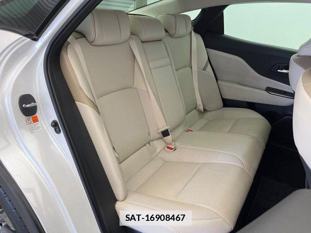 Toyota Crown Crossover 2022-12 7783754-14