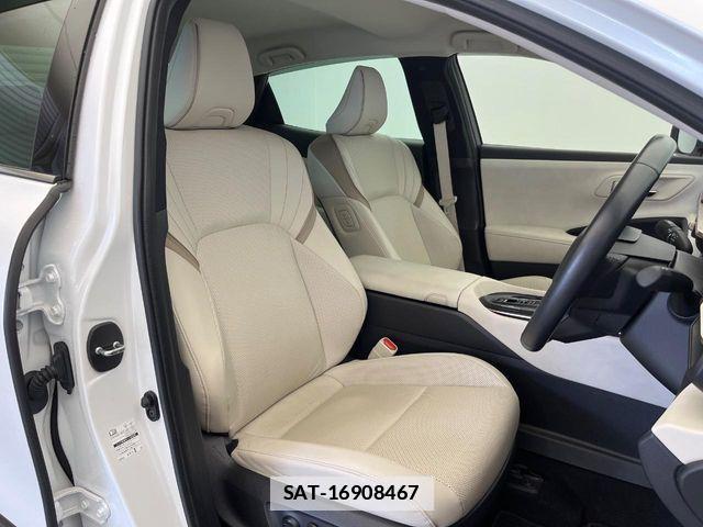 Toyota Crown Crossover 2022-12 7783754-3