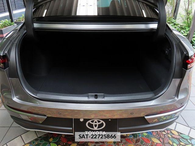 Toyota Crown Crossover 2024-12 7783757-26