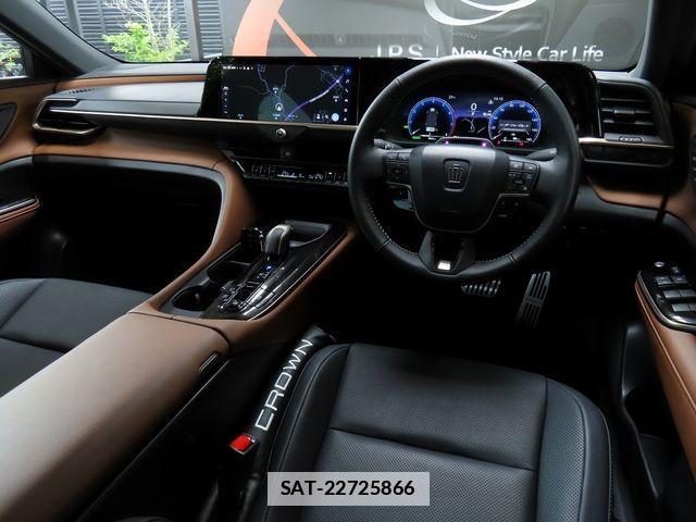 Toyota Crown Crossover 2024-12 7783757-2