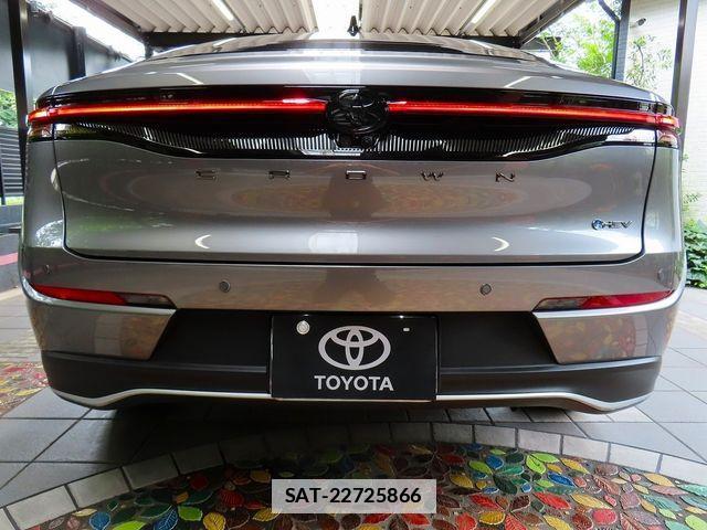 Toyota Crown Crossover 2024-12 7783757-4