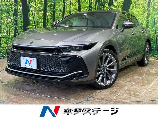 Toyota Crown Crossover 2023-06 7783752-0
