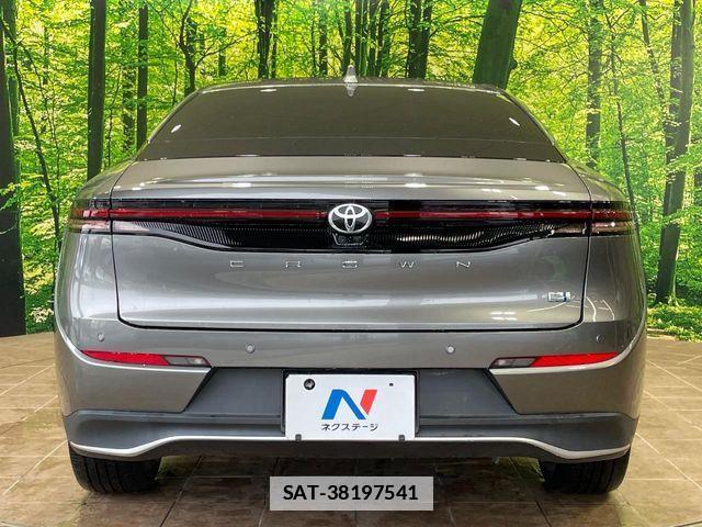 Toyota Crown Crossover 2023-06 7783752-14