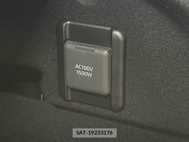 Toyota Crown Crossover 2023-01 7783753-14
