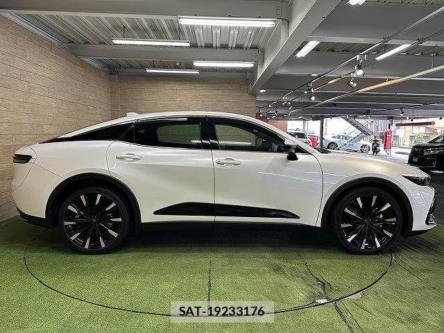 Toyota Crown Crossover 2023-01 7783753-17