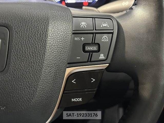 Toyota Crown Crossover 2023-01 7783753-7