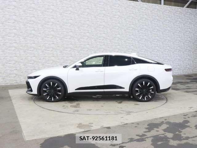 Toyota Crown Crossover 2023-01 7783726-11