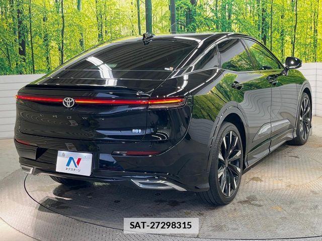 Toyota Crown Crossover 2024-01 7783742-16