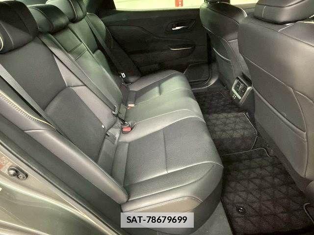 Toyota Crown Crossover 2022-11 7783740-10