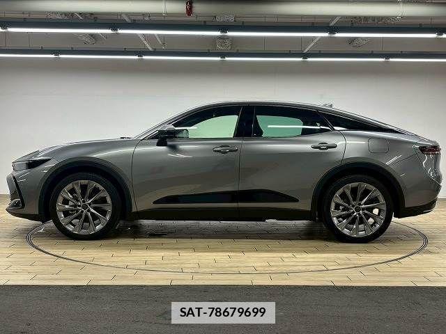 Toyota Crown Crossover 2022-11 7783740-17