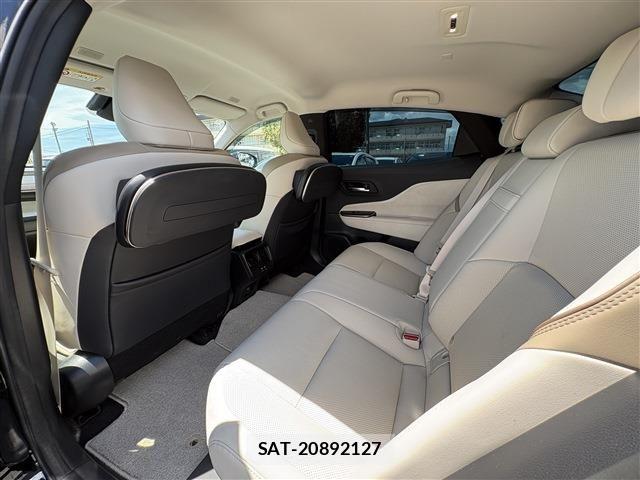 Toyota Crown Crossover 2023-03 7875868-22
