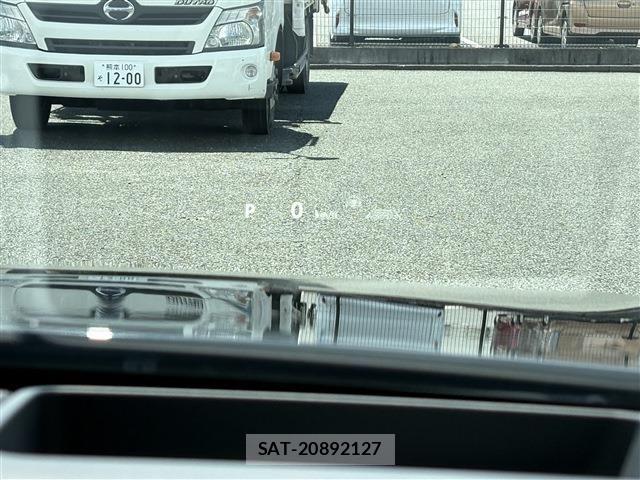 Toyota Crown Crossover 2023-03 7875868-29