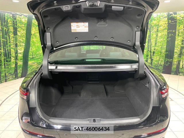 Toyota Crown Crossover 2022-10 7875875-9