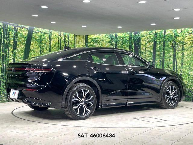 Toyota Crown Crossover 2022-10 7875875-16