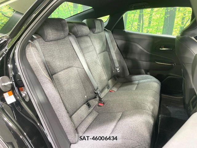 Toyota Crown Crossover 2022-10 7875875-8