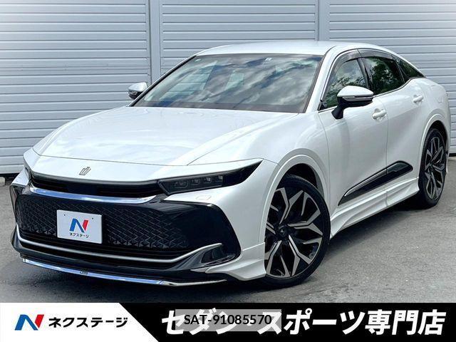 Toyota Crown Crossover 2023-03 7875871-0