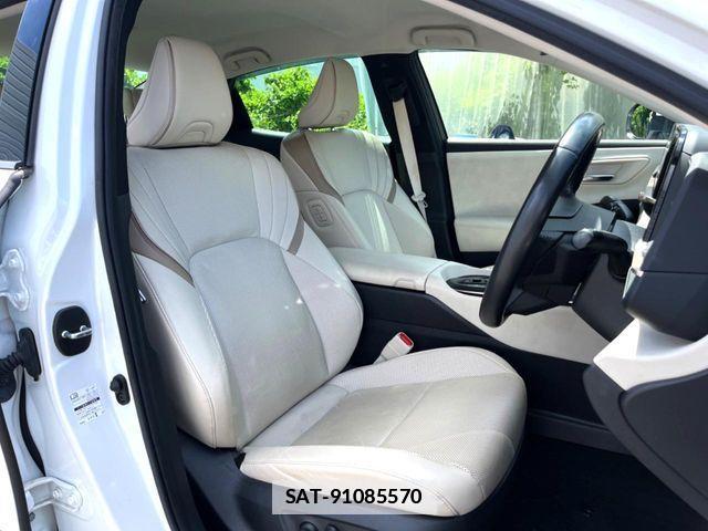 Toyota Crown Crossover 2023-03 7875871-12