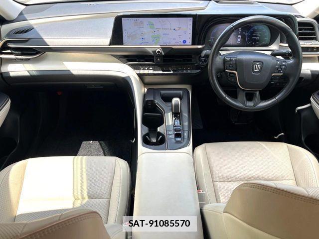 Toyota Crown Crossover 2023-03 7875871-1
