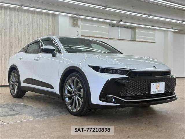 Toyota Crown Crossover 2023-08 7875872-13
