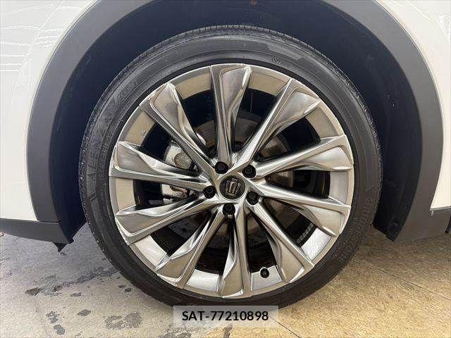 Toyota Crown Crossover 2023-08 7875872-24