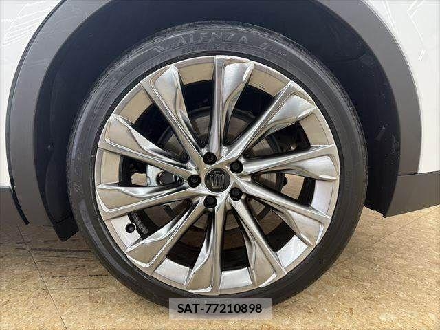 Toyota Crown Crossover 2023-08 7875872-25