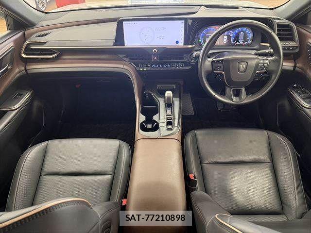 Toyota Crown Crossover 2023-08 7875872-2