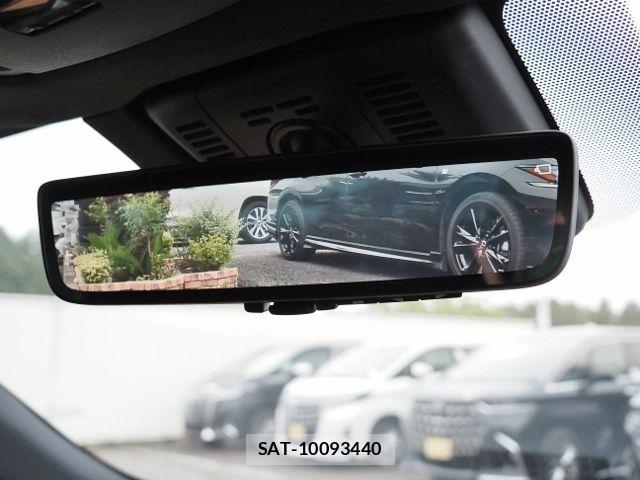 Toyota Crown Crossover 2023-02 7875870-20