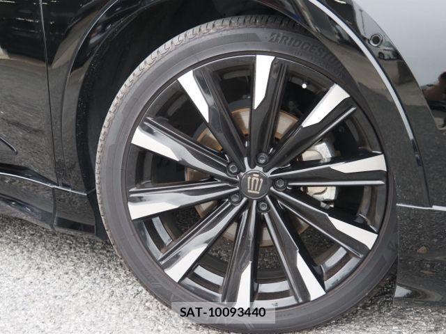 Toyota Crown Crossover 2023-02 7875870-7