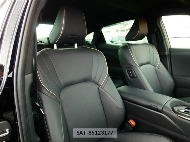 Toyota Crown Crossover 2024-01 7875869-26