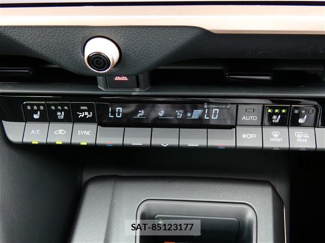Toyota Crown Crossover 2024-01 7875869-7