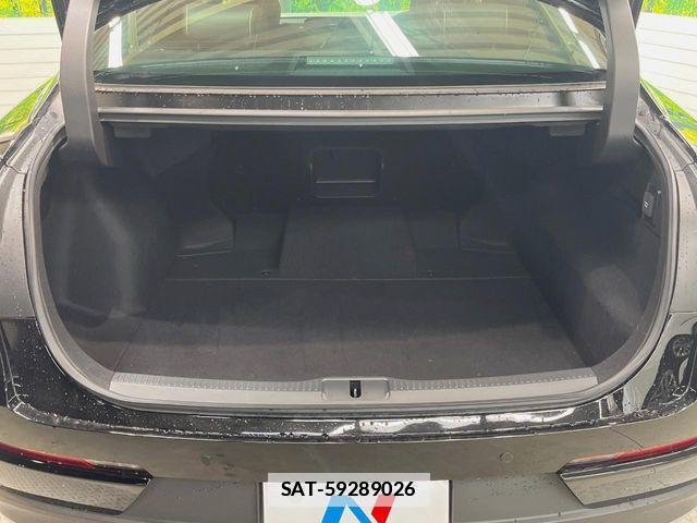 Toyota Crown Crossover 2023-07 7902442-10