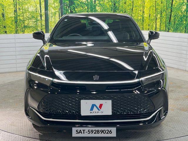 Toyota Crown Crossover 2023-07 7902442-14
